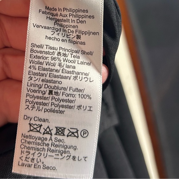 J Crew Navy Portia pant in Italian bi-stretch wool blend| size 10 - Picture 9 of 9